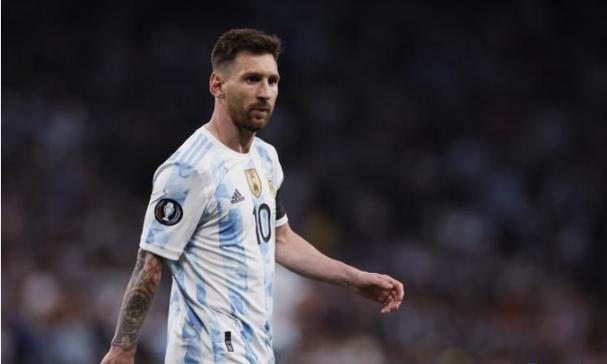 3700万小国激怒中俄，劝不动，普京一炮轰下的深层原因